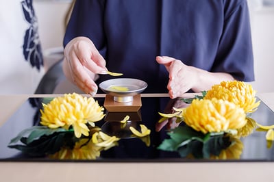 テーブルコーディネーター・丸山洋子氏に学ぶ、季節を慈しむ歳時記のある暮らし −神戸のサロンにて−