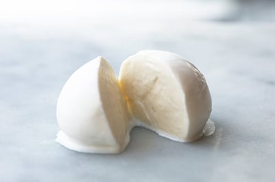 チーズ職人に教わるフレッシュチーズづくりとテイスティング −日本橋「EnCounter」にて−