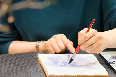 洋画家・松尾直子氏と透明水彩で描く季節の花【全3回】Otonami Lounge Tokyoにて