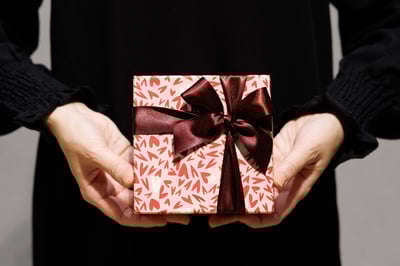 “想いを包む”月替わりのギフトラッピング体験 −Otonami Lounge Tokyoにて−