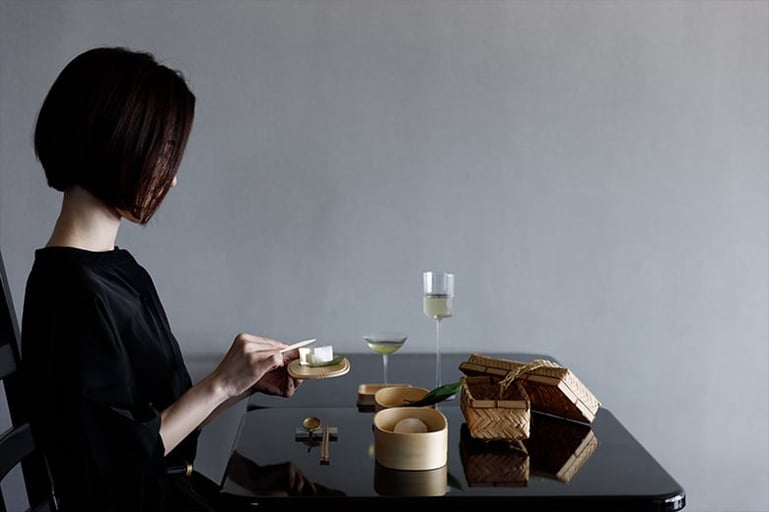 逗子の現代茶室「逗子茶寮 凛堂 -rindo-」で愉しむお茶講座と二十四節気のアフタヌーンティー