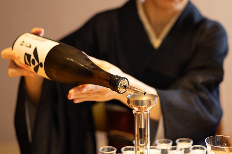 オリジナルのブレンド日本酒づくり＆酒肴とのペアリング −日本橋「EnCounter」にて−