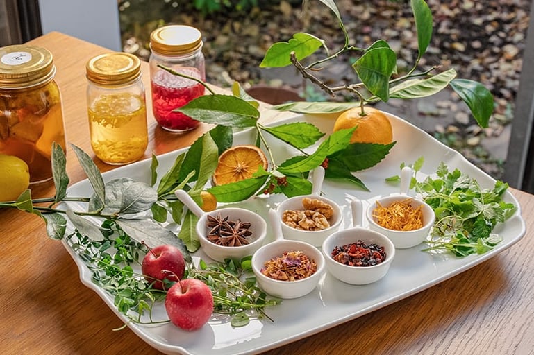 ハーブ研究家とつくる、日常を彩るクッキングハーブアイテム −日本橋「EnCounter」にて−