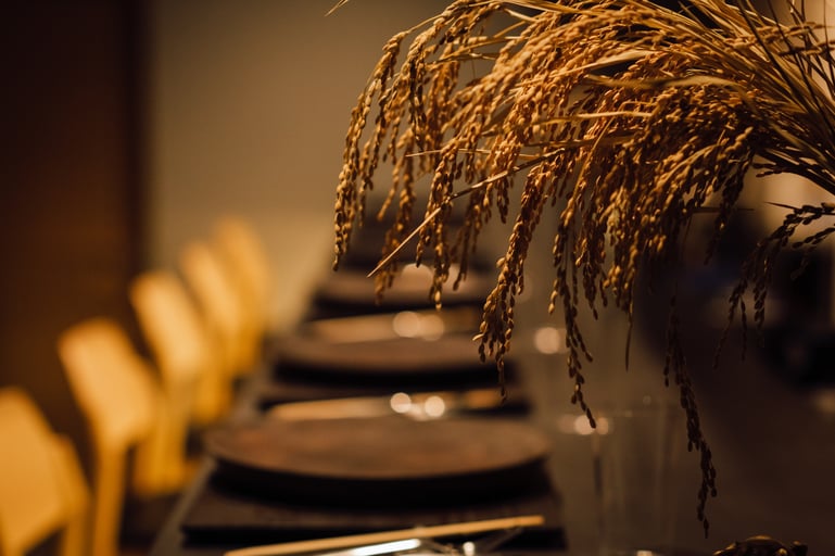 「稲とアガベ」男鹿発クラフトサケと発酵料理のペアリング −日本橋「EnCounter」にて−