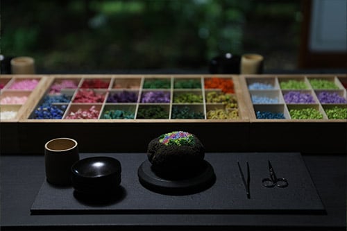 美術作家・亀井紀彦氏と作る花のアートオブジェ 北鎌倉のアトリエにて