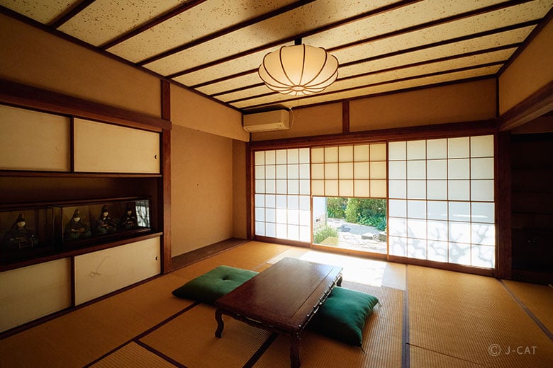 葉山「山口蓬春記念館」解説付き美術鑑賞 ランチ＆スイーツ付き