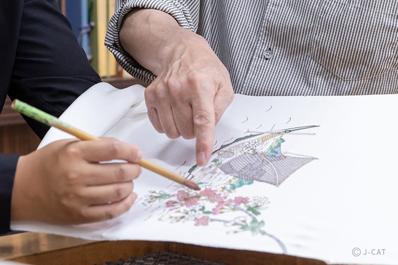 加賀友禅作家・久恒俊治氏とオリジナル図案で仕上げる手描き友禅の帯づくり