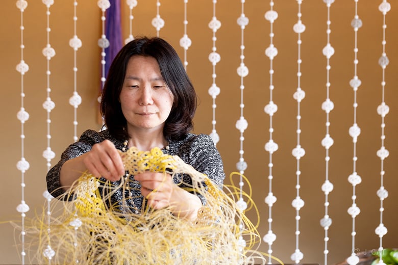 金沢「自遊花人」水引作家・廣瀬由利子氏に教わるオリジナル水引