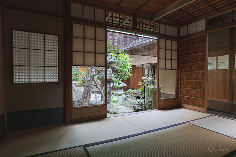 京繍の伝統工芸士・吉岡一郎氏に教わる日本刺繍 京町家「玄想庵」にて