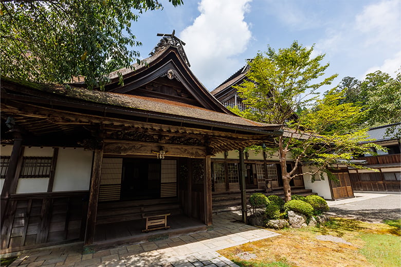 高野山 別格本山 清浄心院」特別拝観と塗香作り 限定ランチ付き