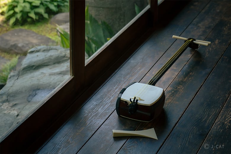 三味線演奏家・簑田弘大氏に楽しく学ぶ三味線のいろは −500年の歴史を