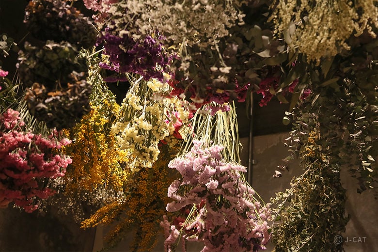 日本橋兜町「fête」で花と香りのプロダクト制作 ディフューザー付き