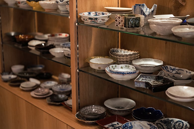 南青山「うつわ 御結 HANARE」プロに学ぶ現代風金継ぎ体験と和食器講座