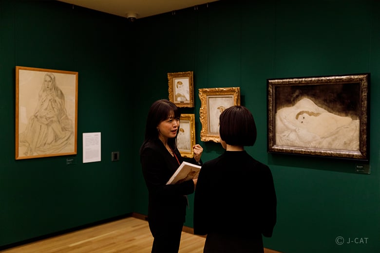 絵画　東京 1泊2日】「軽井沢安東美術館×万平ホテル」藤田嗣治の世界に浸る貸切