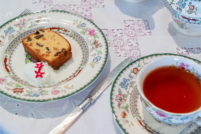 英国スタイルサロンで楽しむ紅茶のある暮らし 焼き菓子＆チョコレート付き
