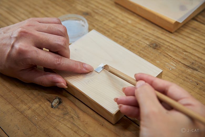 七宝作家・中井ヒット氏に教わるモダンな七宝アクセサリー作り