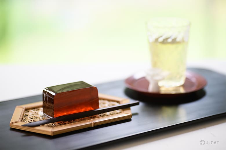 うつわ選びのプロに学ぶ食卓を彩る料理と盛り付け 京都「麻乃屋」にて