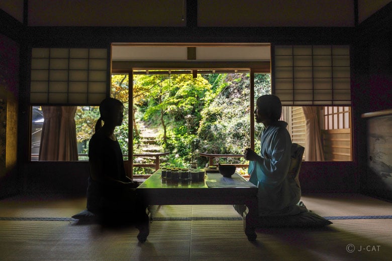 高野山 別格本山 清浄心院」特別拝観と塗香作りでリトリート −天風