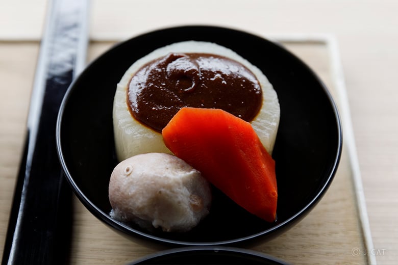 目黒「八雲茶寮」僧侶・深澤亮道氏の導きで食から紐解く禅の思想 –精進