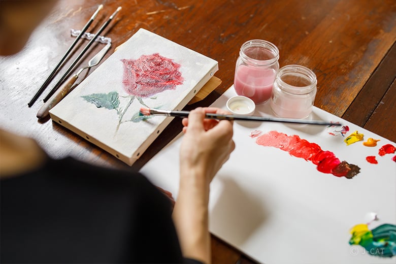 謹賀新年！大人気の高級油絵 絵画！ Amazon.co.jp: 太田アート 油絵額 赤富士 F6号 道尾紀良 11325