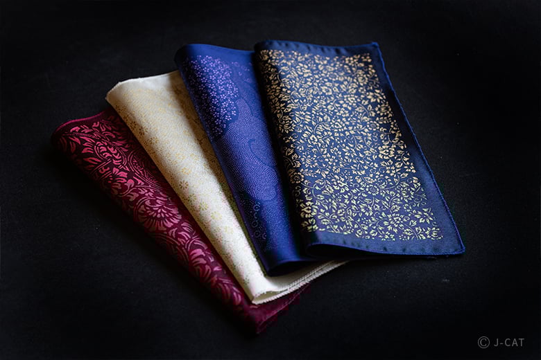 太秦「三宅工芸」手描き打掛工房で伝統工芸士の多彩な技を見学 −自由