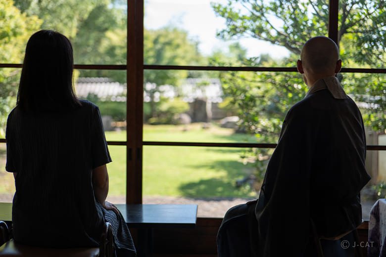 高台寺月真院×アカガネリゾート」京都・東山の非公開寺院で坐禅＆和