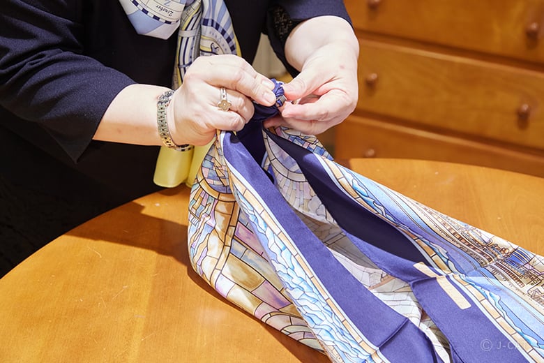 伝統横濱スカーフ Marca」老舗スカーフ専門店で自分に似合う巻き方