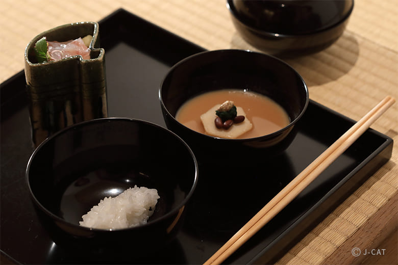 茶懐石料亭「南青山 即今」初心者向け茶道体験 懐石料理と日本酒付き
