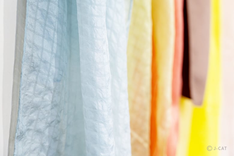 京都「アトリエシムラ」季節の植物と名水で染める草木染め −老舗京