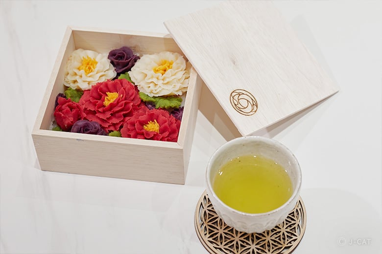 はなあんこ おもてなしに喜ばれる「あんこのお花」作り −和なはアートフード協会