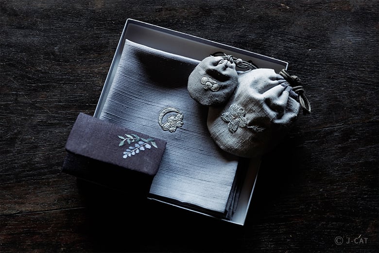 神楽坂「日本刺繍露草」登録有形文化財のアトリエで三原佳子氏に習う