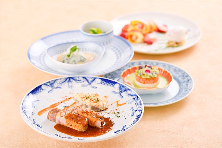 仏蘭西料亭 横濱元町霧笛楼」貸切で行う金継ぎ体験 ランチコース付き