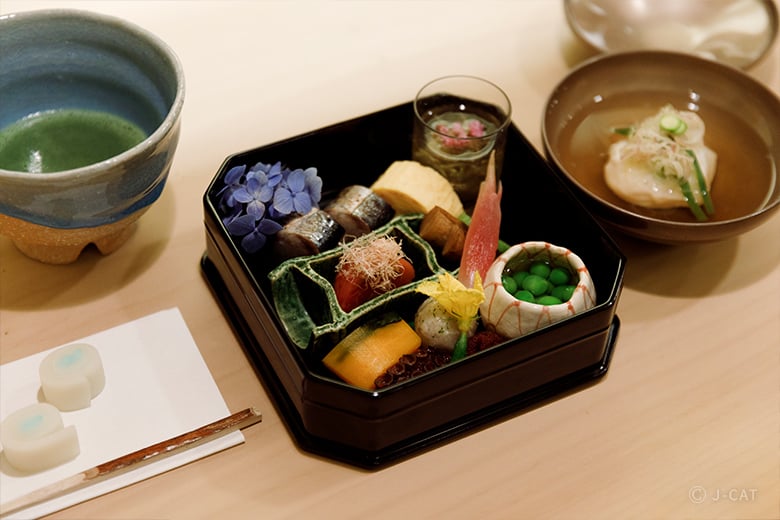 恵比寿「京しずく」料理人に学ぶ茶懐石料理と和菓子づくり ランチ付き