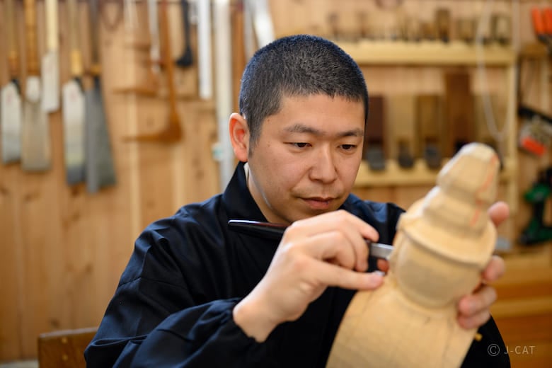 気鋭の仏師・野田康童氏に学ぶ童地蔵づくり 京都「八瀬造佛所」にて