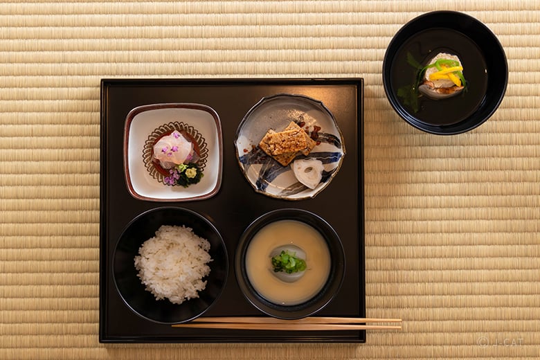 茶懐石料亭「南青山 即今」初心者向け茶道体験 一汁三菜ランチ付き