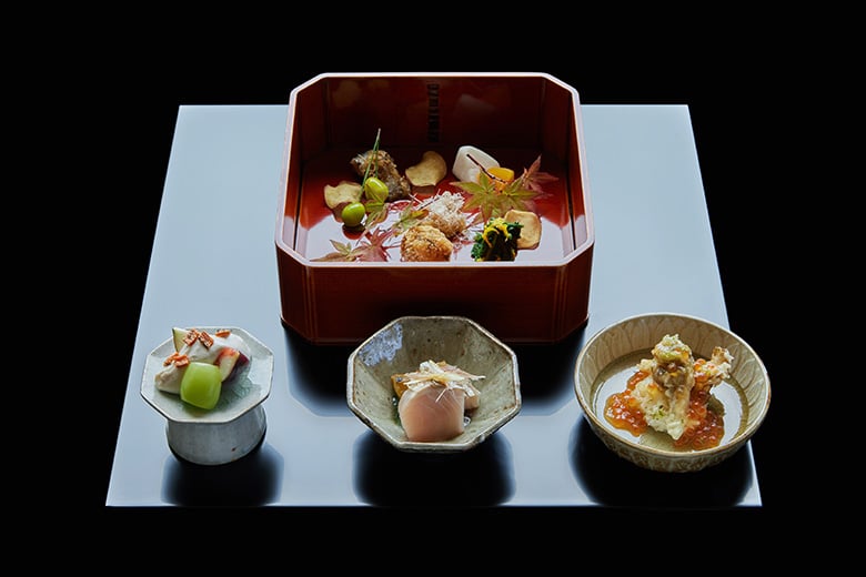 六本木「長谷川栄雅」美酒と肴のペアリング −最高峰の日本酒と気鋭の