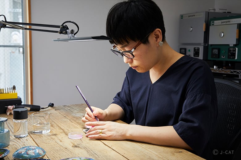 七宝作家に教わるモダンな七宝アクセサリー作り 世田谷のアトリエにて