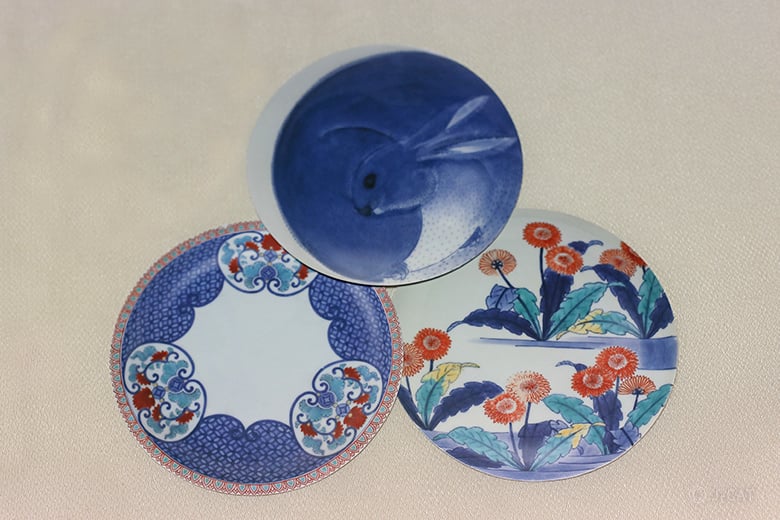 今泉今右衛門　色鍋島絵皿 色絵薄墨墨はじき梅萩文碗皿 日本画家 前田青邨の作品を