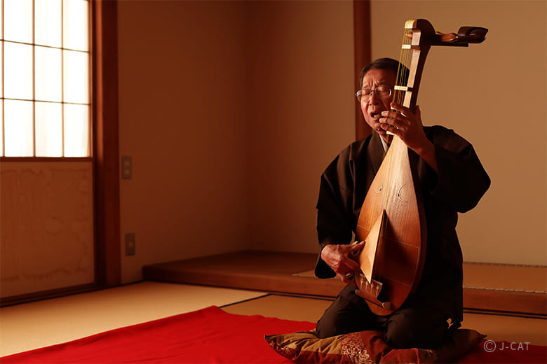 小原流会館」で小原流いけばなのレッスン＆錦心流琵琶の演奏体験